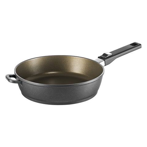  Berndes Tradition 9.5-Inch, 2.5-Quart Sauté Casserole Pan with  Glass Lid and Thermo Grips: Saute Pans: Home & Kitchen