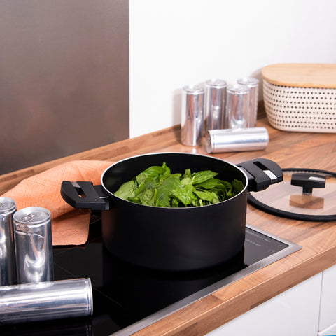 15444502 B. Green 2-Quart Dutch Oven with Glass Lid